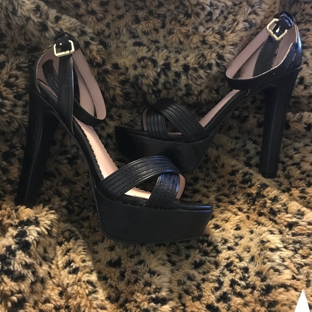 Collin Stuart size 8 1/2